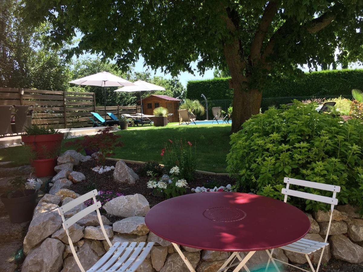 Domaine De La Vigne Bed & Breakfast Cadalen Exterior foto