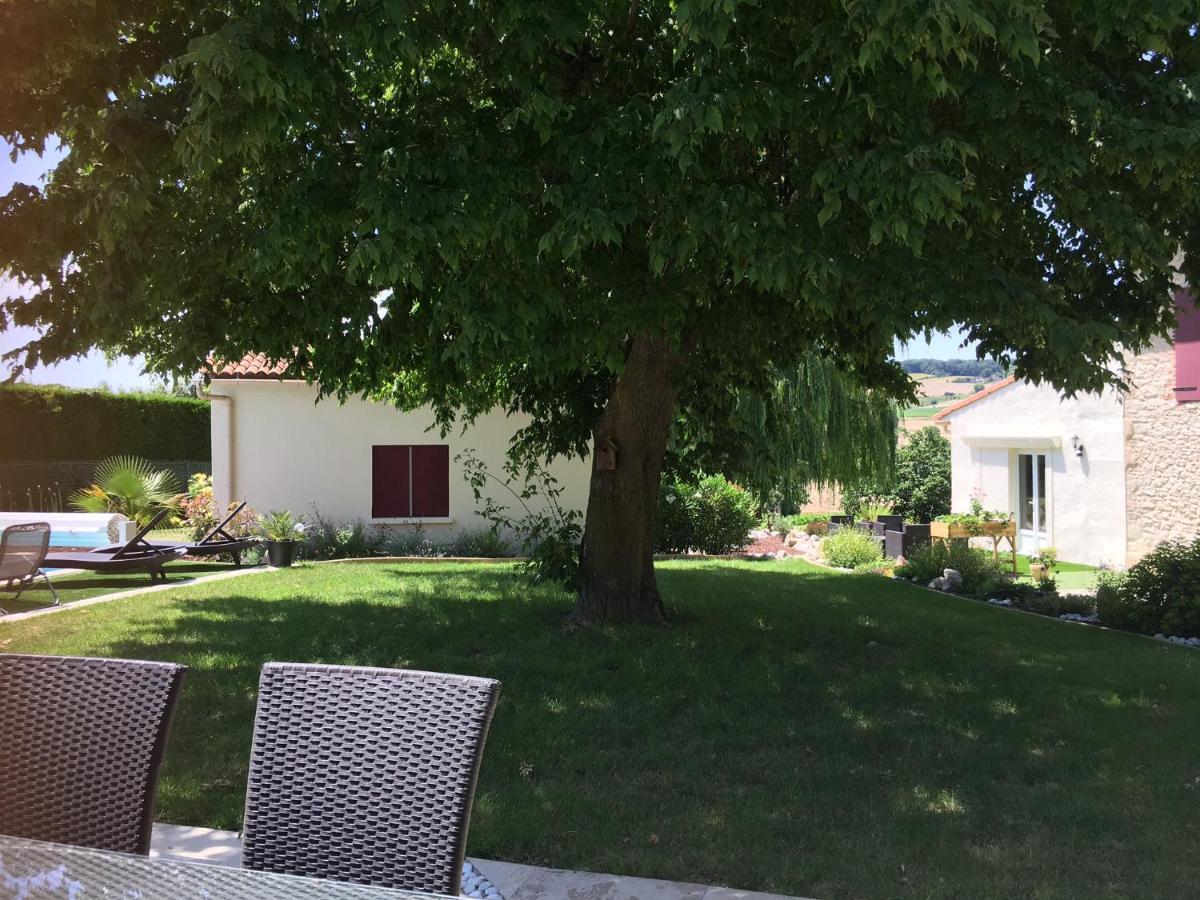 Domaine De La Vigne Bed & Breakfast Cadalen Exterior foto