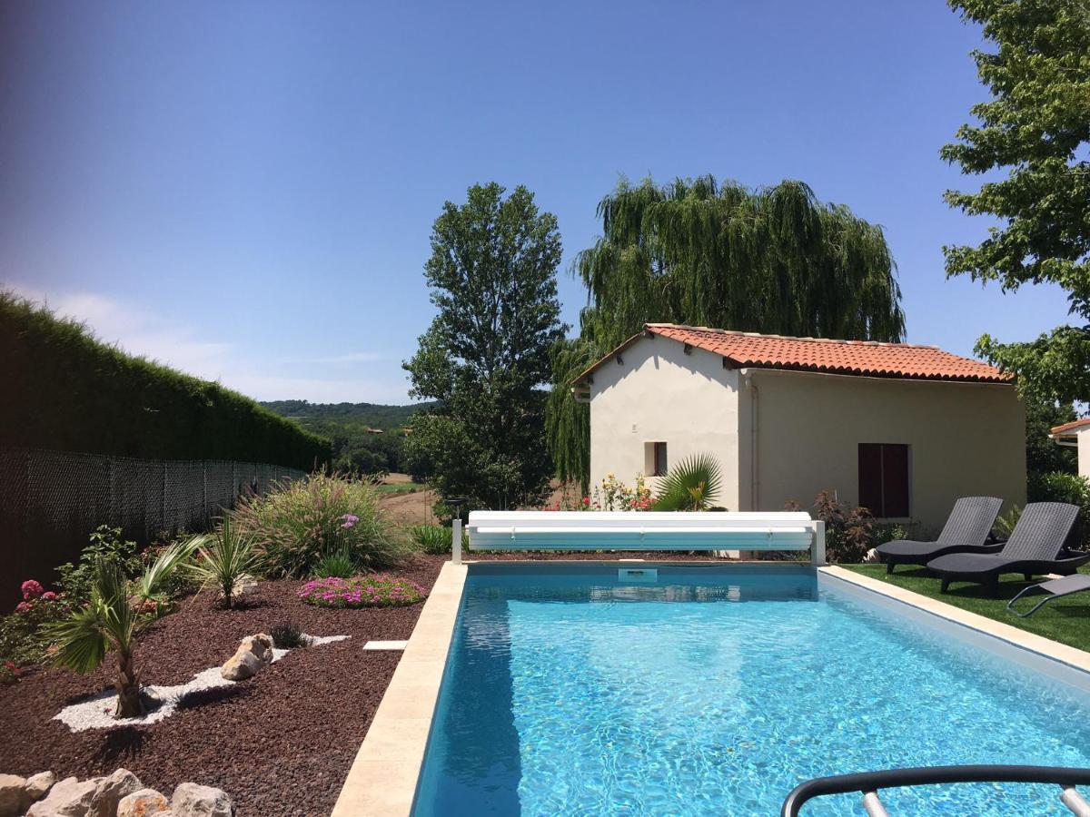Domaine De La Vigne Bed & Breakfast Cadalen Exterior foto
