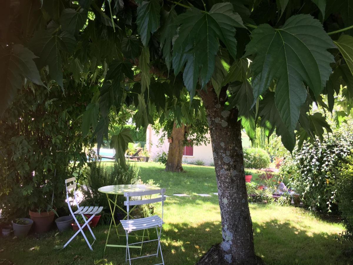 Domaine De La Vigne Bed & Breakfast Cadalen Exterior foto