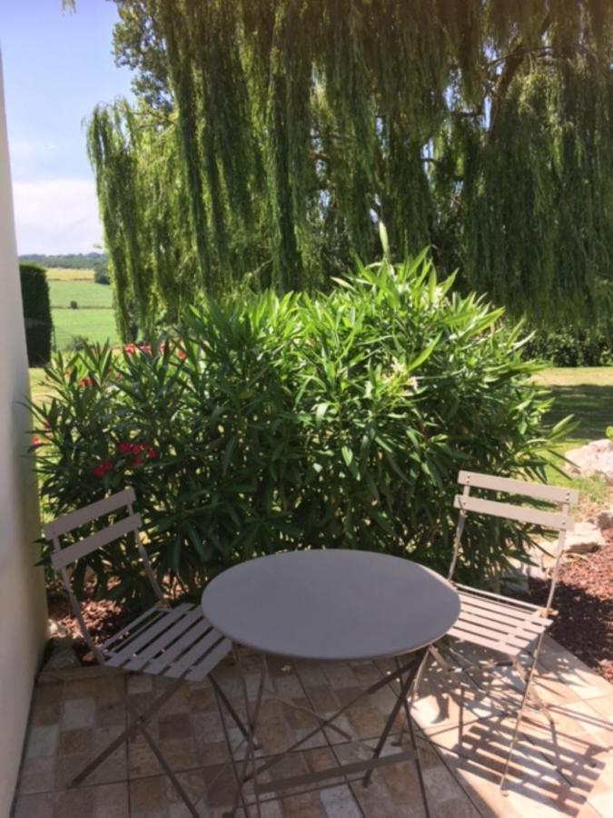 Domaine De La Vigne Bed & Breakfast Cadalen Exterior foto