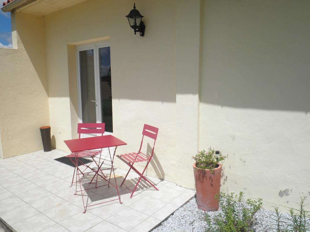 Domaine De La Vigne Bed & Breakfast Cadalen Exterior foto