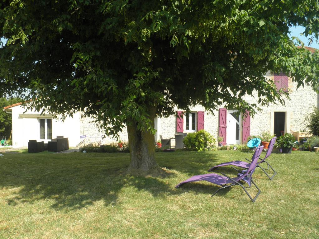 Domaine De La Vigne Bed & Breakfast Cadalen Exterior foto