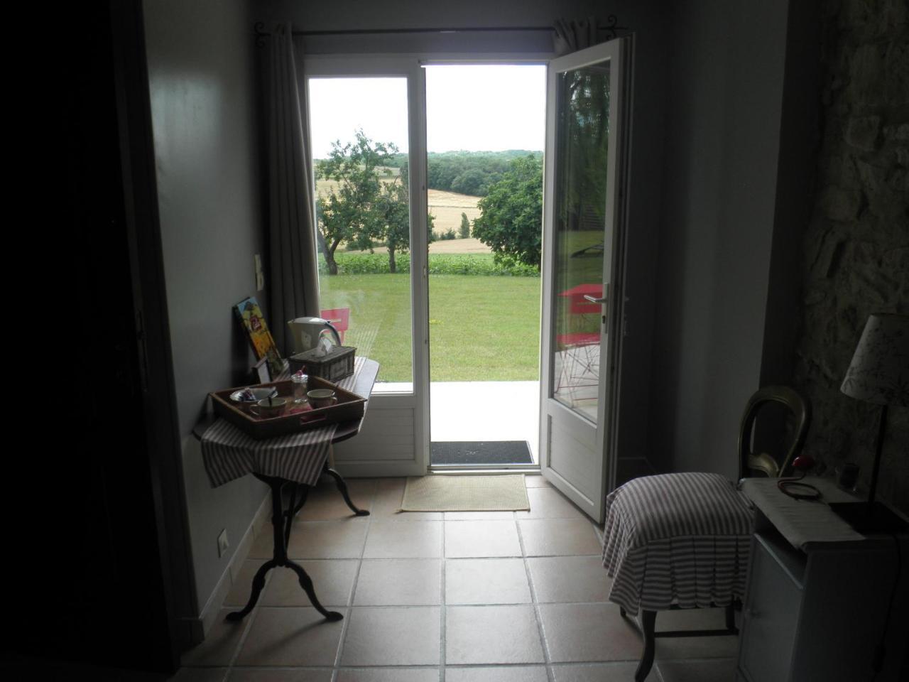 Domaine De La Vigne Bed & Breakfast Cadalen Exterior foto